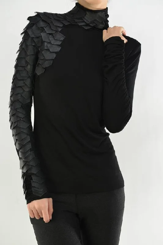 Raw Moda Long Sleeves Leather Patch Top